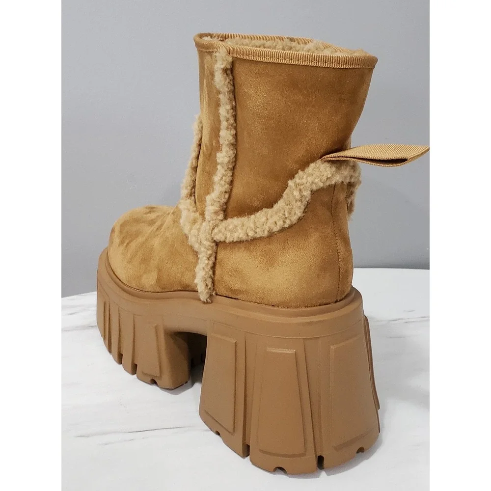 NEW‎ NO BOX SIZE 8 Dollskill Current Mood PLATFORM Y2K BRATZ BOOTS FUR FESTIVAL